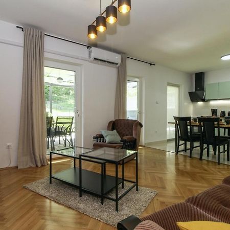 Roana In Porec - Istrien Ngoại thất bức ảnh