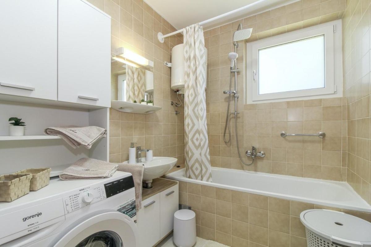 Roana In Porec - Istrien Ngoại thất bức ảnh